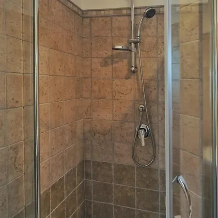 Lo Scoiattolo 3* Cave